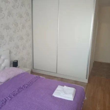 Appartement Mellia 5 *