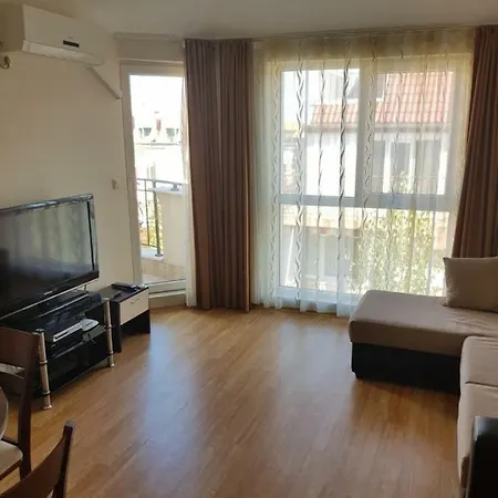 Apartman Mellia 5 *