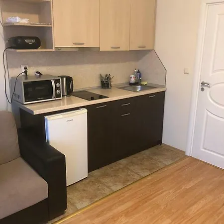 Apartman Mellia 5 *